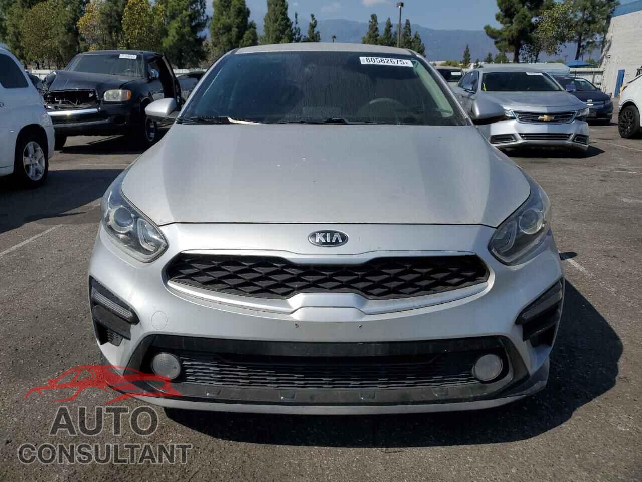 KIA FORTE 2019 - 3KPF24AD9KE084228