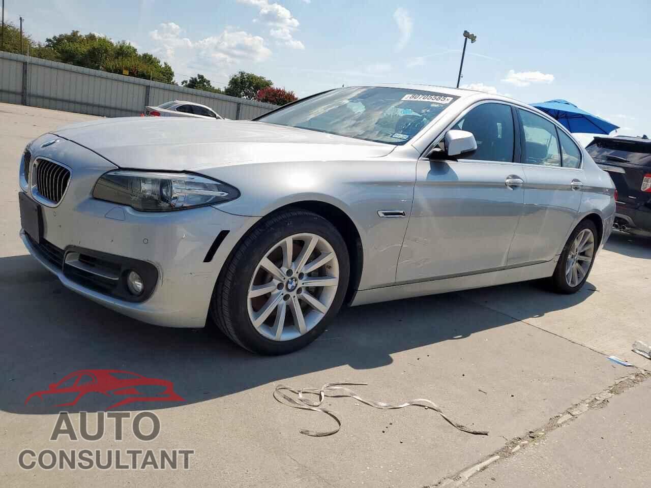 BMW 5 SERIES 2015 - WBA5B1C59FD922097