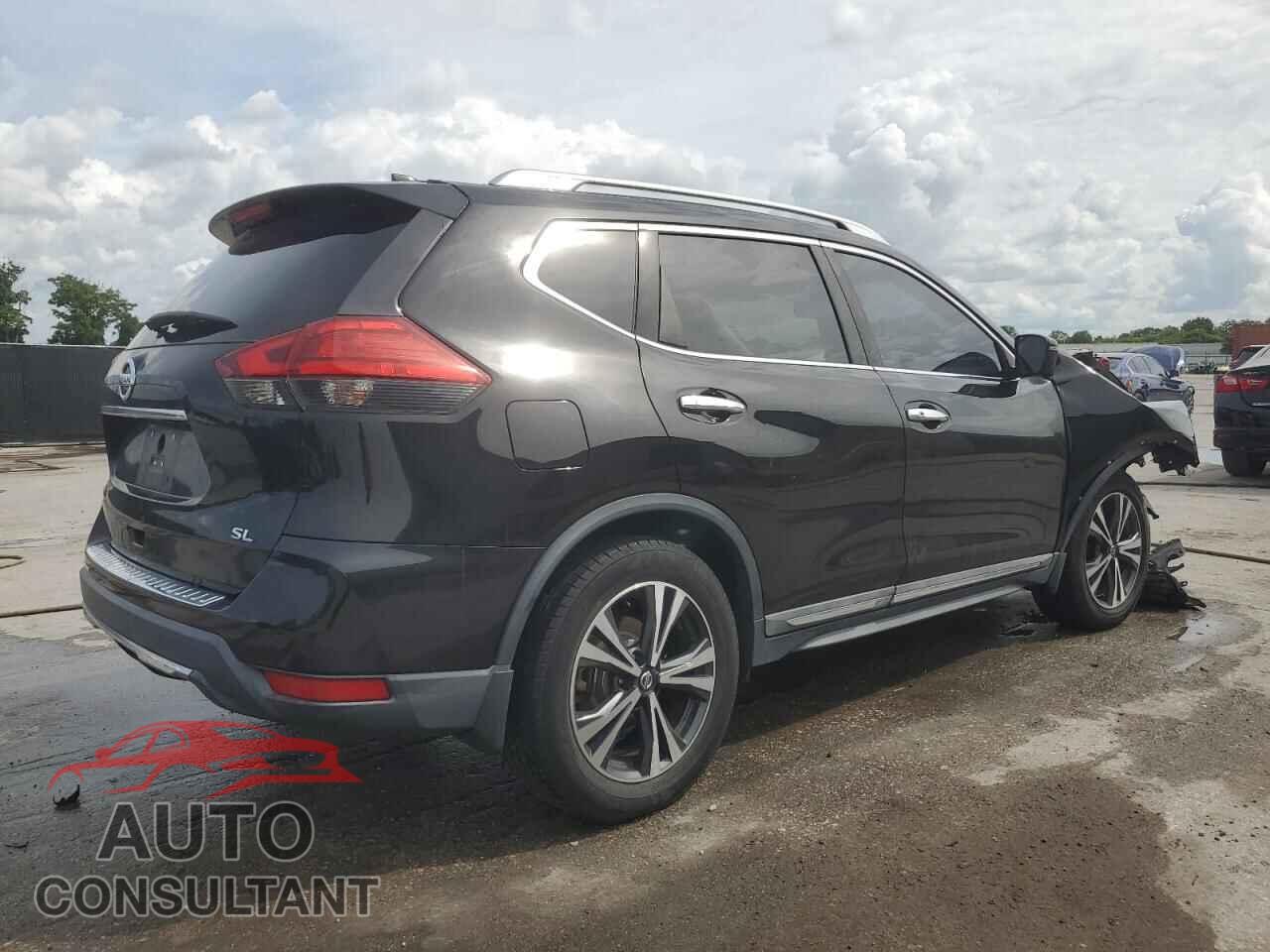 NISSAN ROGUE 2017 - 5N1AT2MT2HC881110