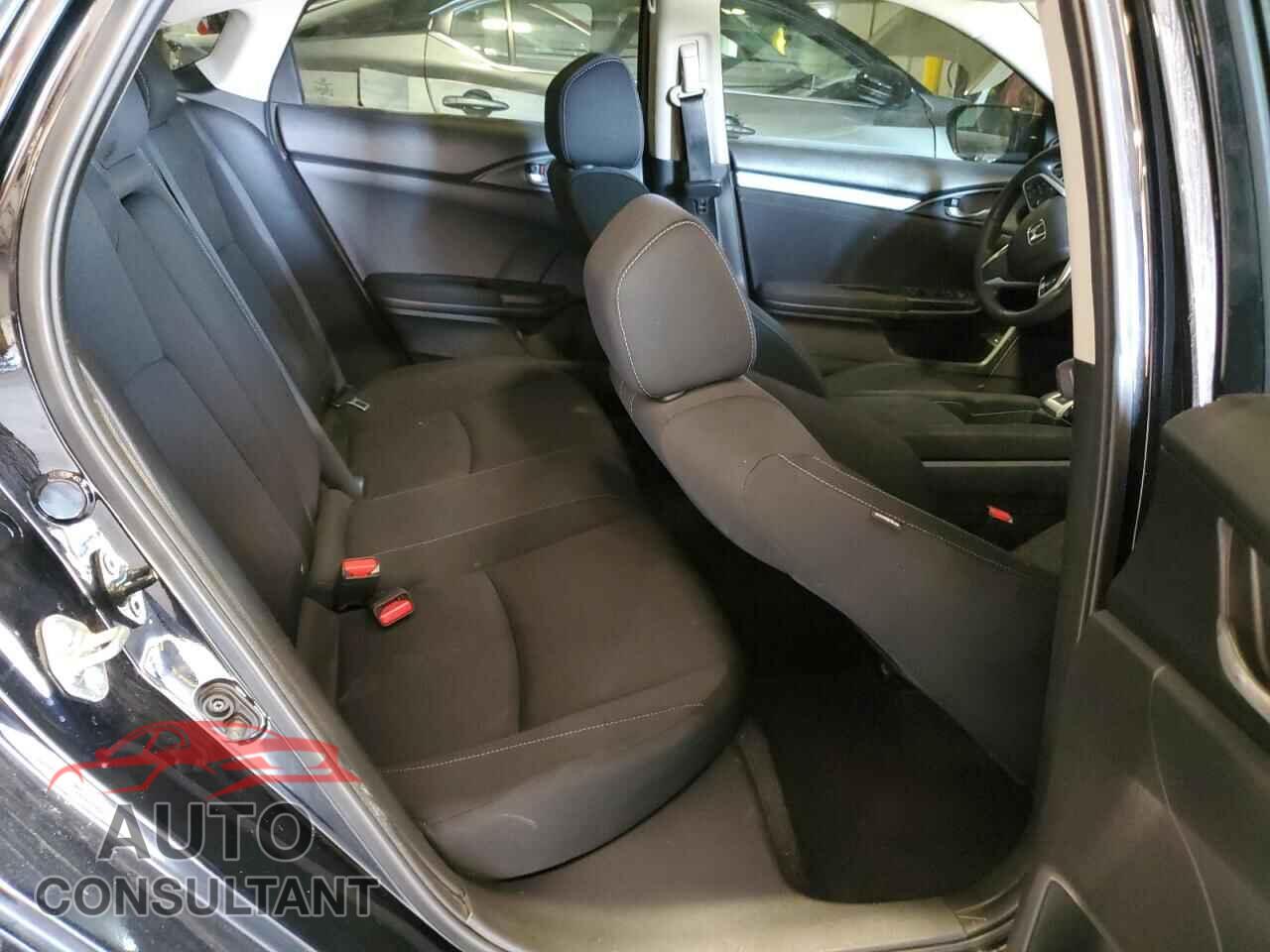 HONDA CIVIC 2017 - 19XFC2F78HE057163