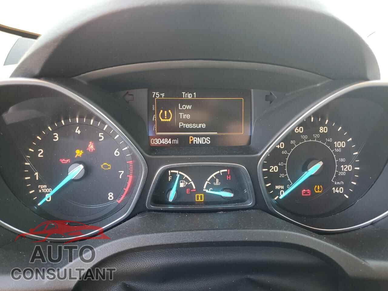 FORD ESCAPE 2018 - 1FMCU0F75JUC94409