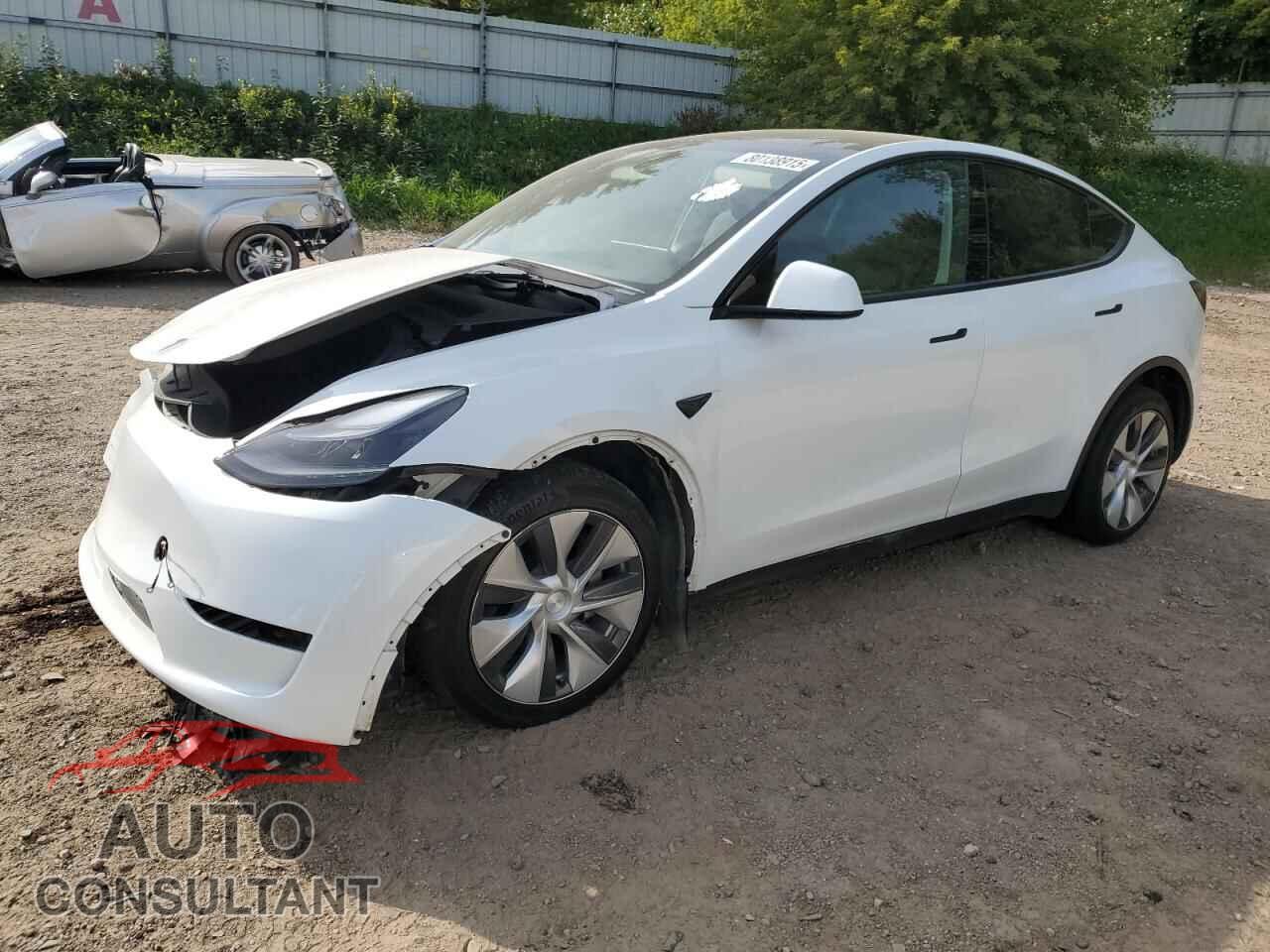 TESLA MODEL Y 2023 - 7SAYGDEE5PF793675
