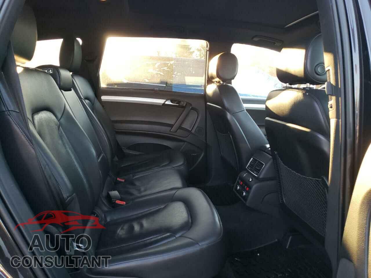 AUDI Q7 2013 - WA1WMAFE0DD015663