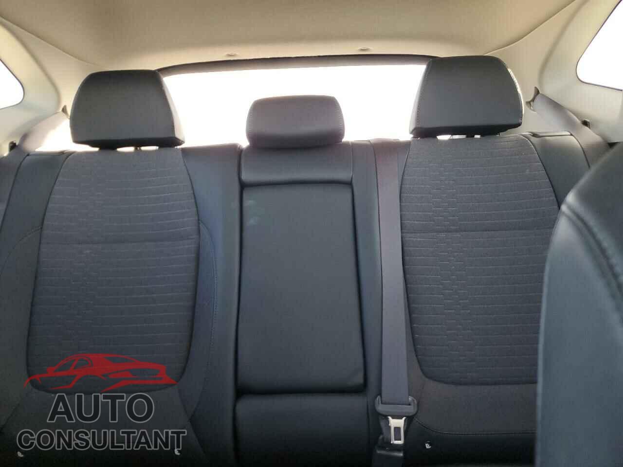 KIA SELTOS 2021 - KNDEU2AA7M7066653