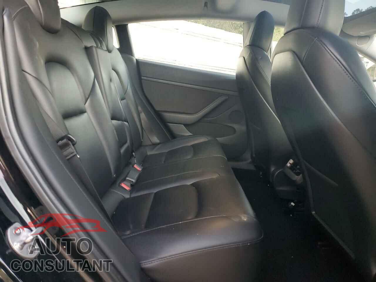TESLA MODEL 3 2022 - 5YJ3E1EA7NF370263