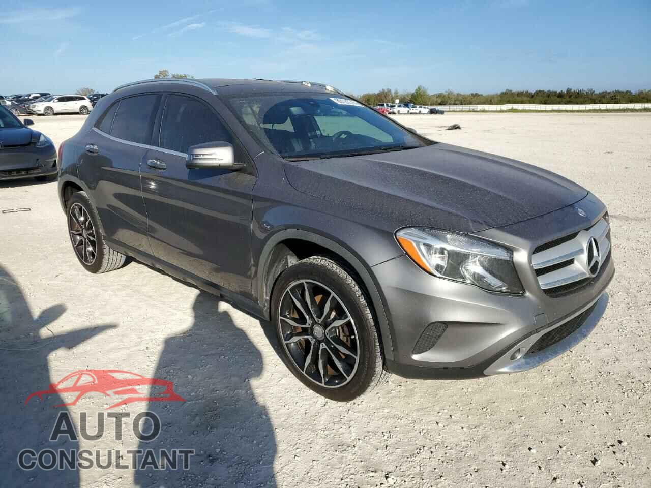 MERCEDES-BENZ GLA-CLASS 2017 - WDCTG4EB8HJ355377
