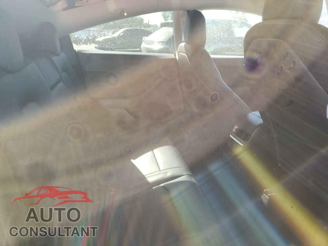 TESLA MODEL Y 2023 - 7SAYGDEE4PF606670