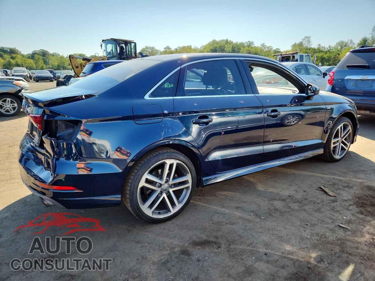 AUDI A3 2017 - WAUJ8GFF5H1018465