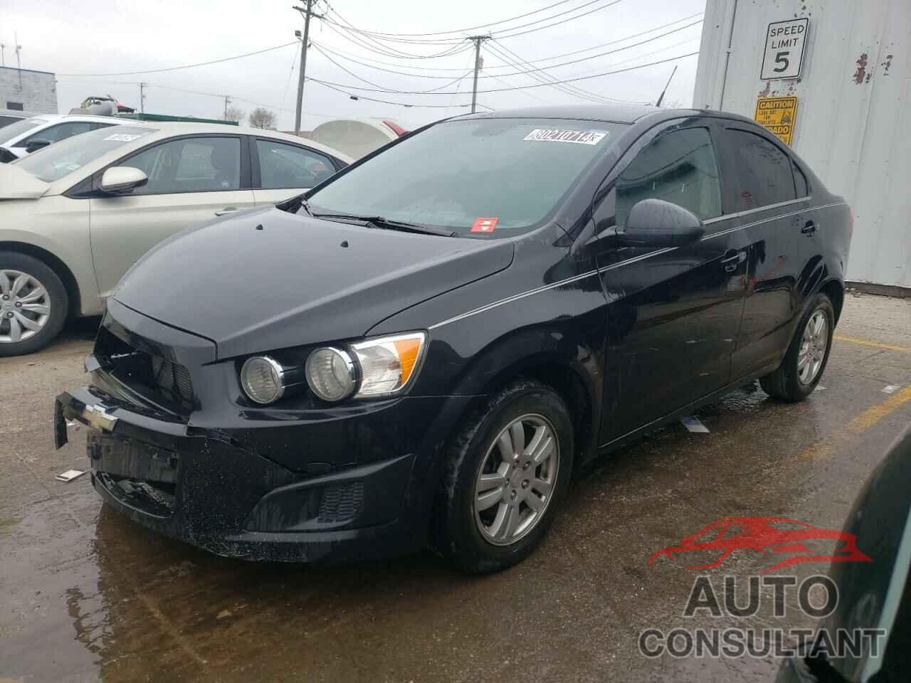 CHEVROLET SONIC 2013 - 1G1JC5SG9D4120891