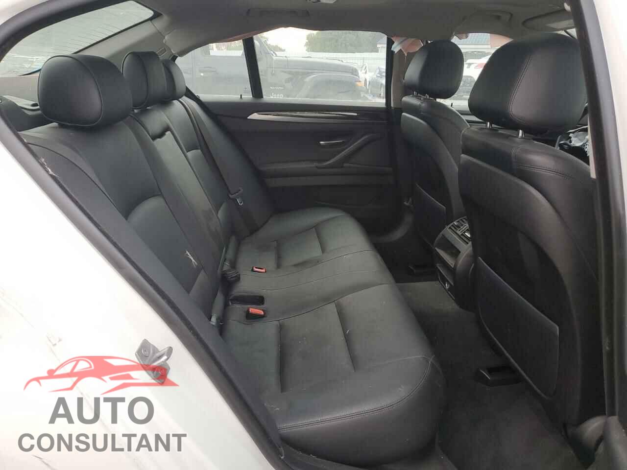 BMW 5 SERIES 2015 - WBA5B1C50FD920433