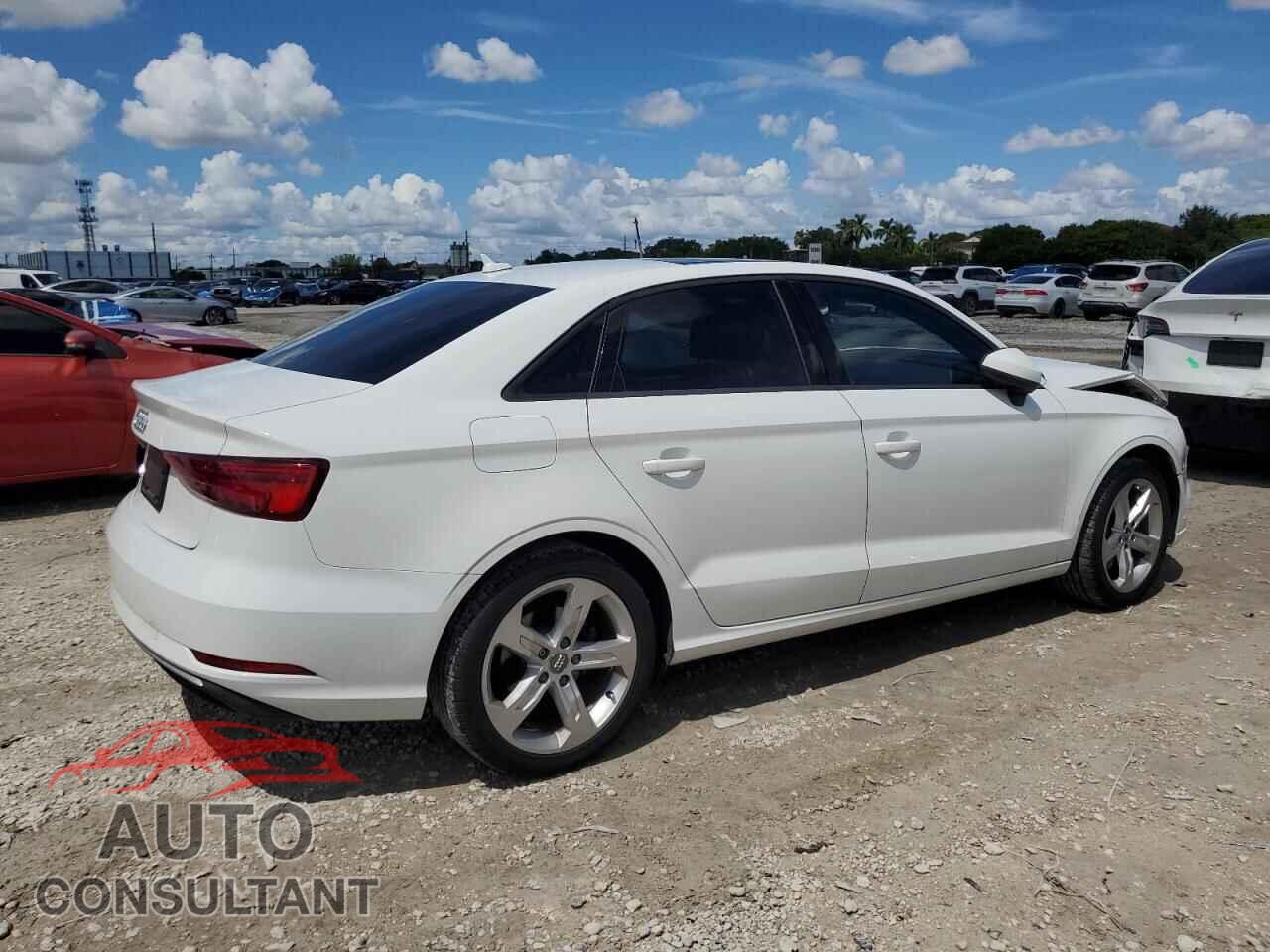 AUDI A3 2017 - WAUAUGFF2H1050334
