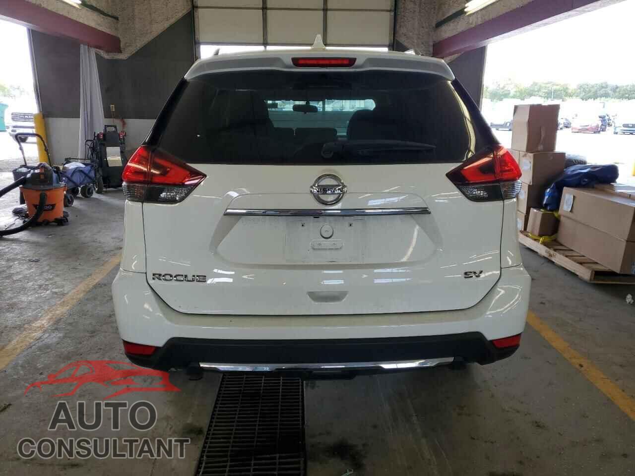 NISSAN ROGUE 2017 - 5N1AT2MT4HC820034