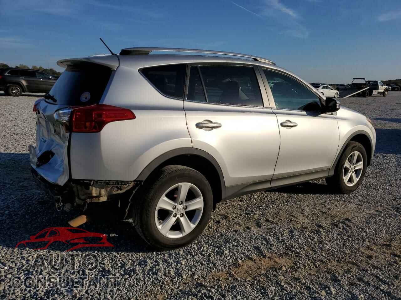 TOYOTA RAV4 2013 - 2T3WFREV8DW017857