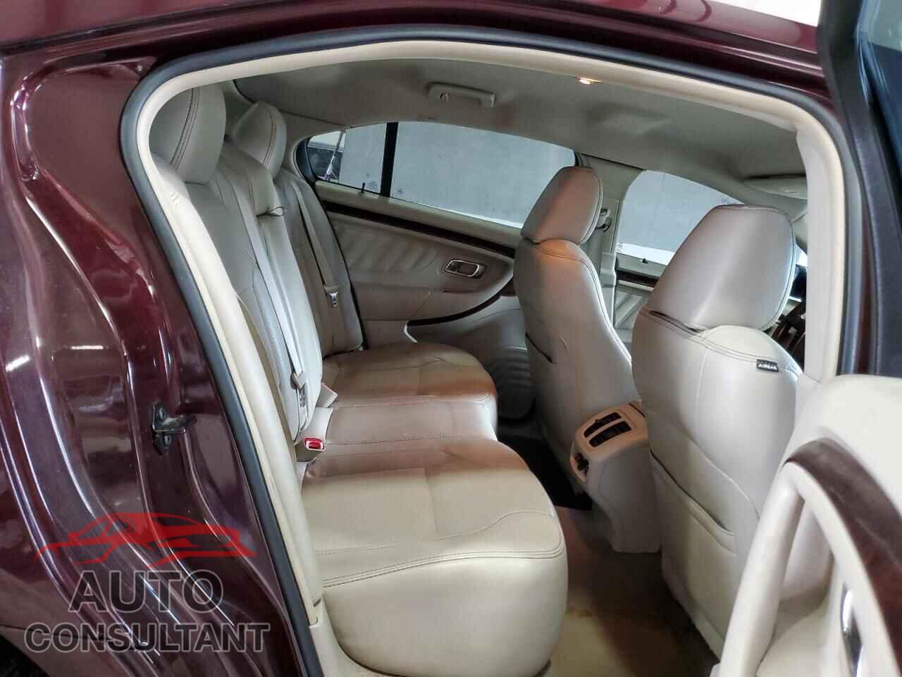 FORD TAURUS 2011 - 1FAHP2FW5BG156962