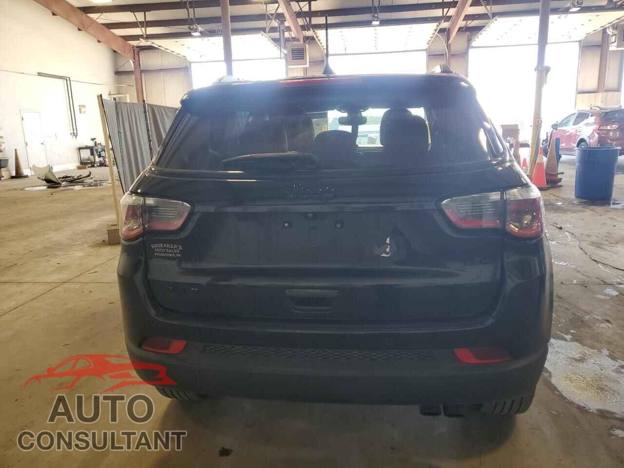 JEEP COMPASS 2019 - 3C4NJDCB3KT696009