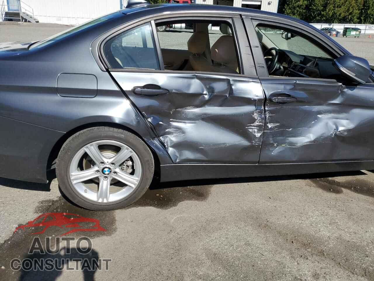 BMW 3 SERIES 2015 - WBA3D3C55FK157656