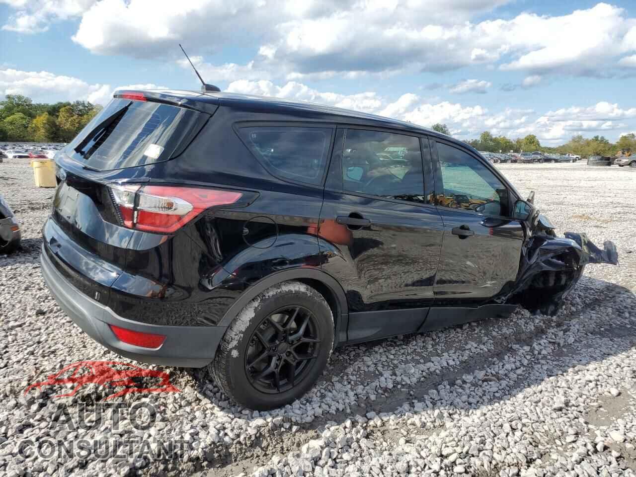 FORD ESCAPE 2017 - 1FMCU0F78HUC89909