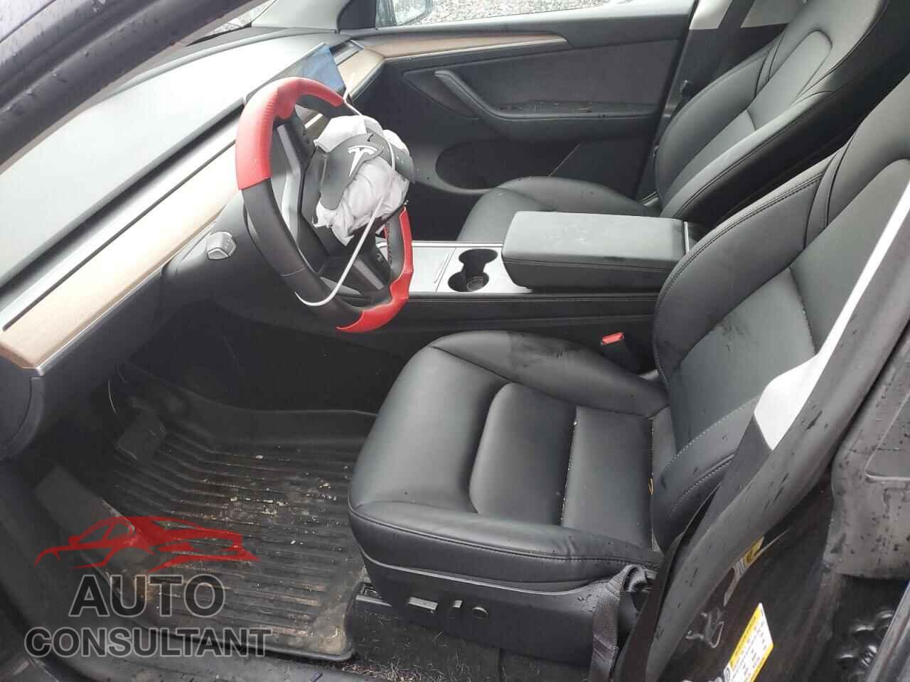 TESLA MODEL Y 2024 - 7SAYGDED3RF154933
