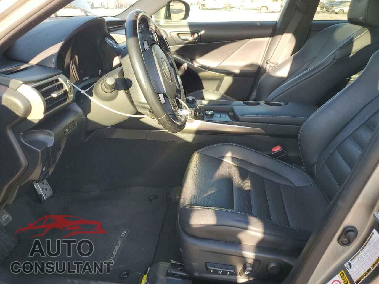 LEXUS IS 2016 - JTHBA1D29G5028916