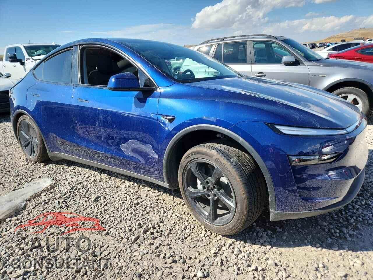 TESLA MODEL Y 2026 - 7SAYGDED2TF381683
