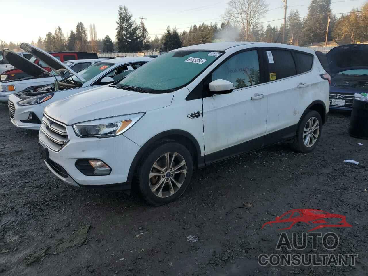 FORD ESCAPE 2017 - 1FMCU9G98HUA62241