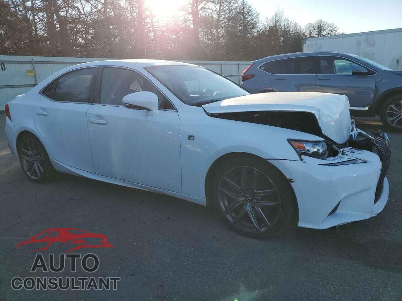 LEXUS IS 2015 - JTHCE1D2XF5007774