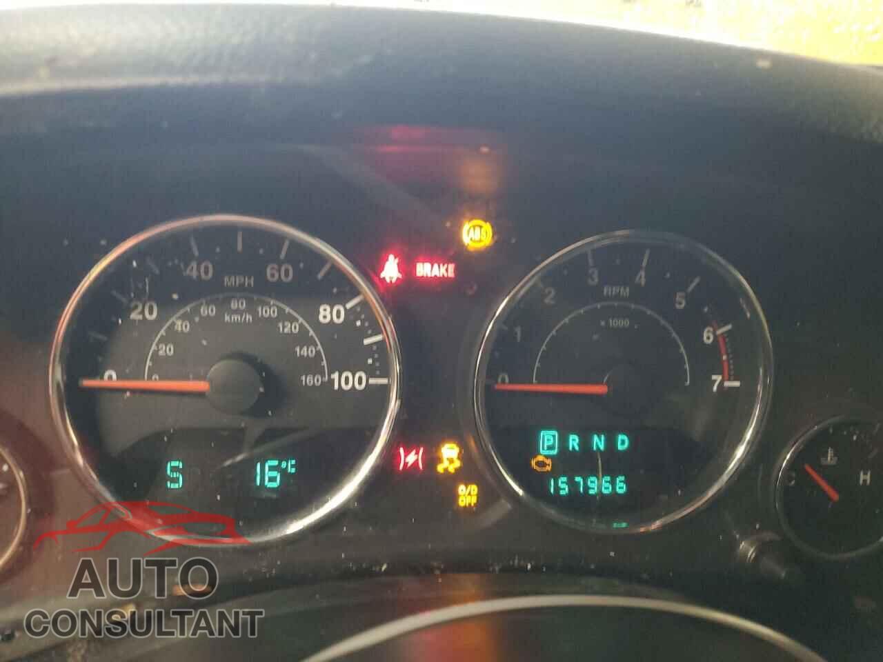 JEEP WRANGLER 2011 - 1J4GA5D17BL522020