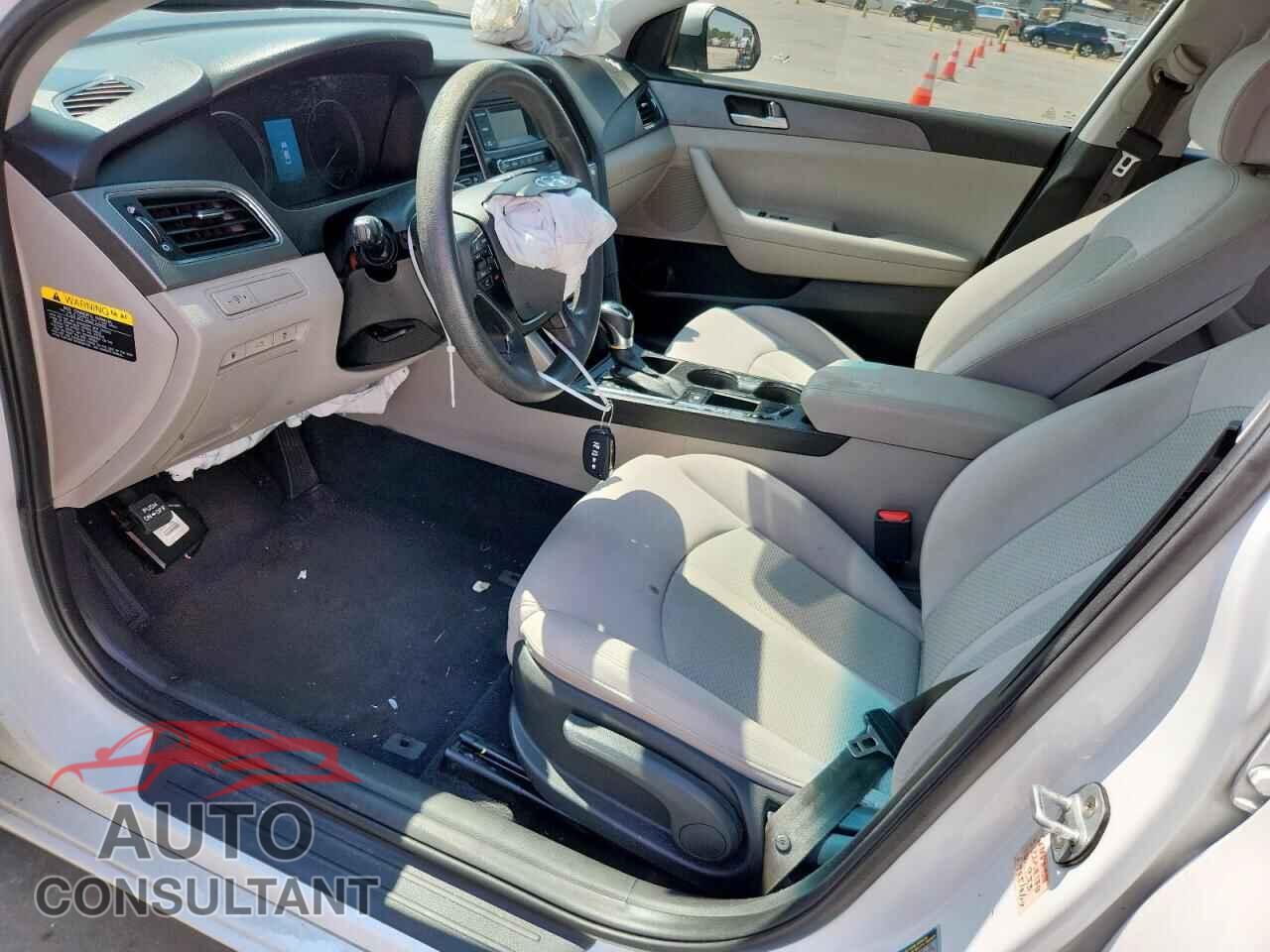 HYUNDAI SONATA 2017 - 5NPE24AF2HH532973