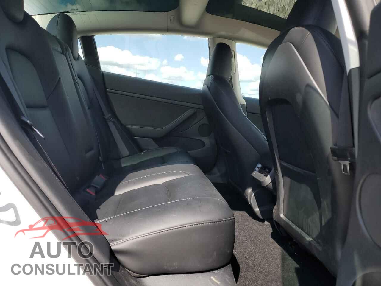 TESLA MODEL 3 2023 - 5YJ3E1EA3PF606782