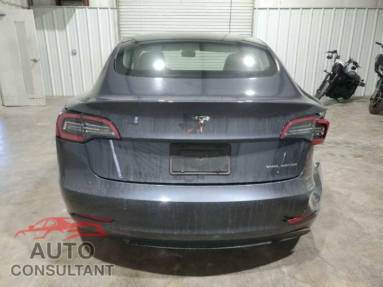 TESLA MODEL 3 2021 - 5YJ3E1EB1MF019565