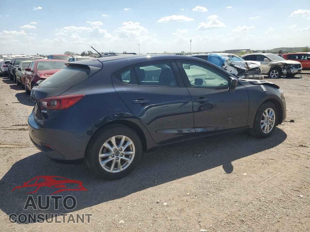 MAZDA 3 2017 - 3MZBN1K70HM101975