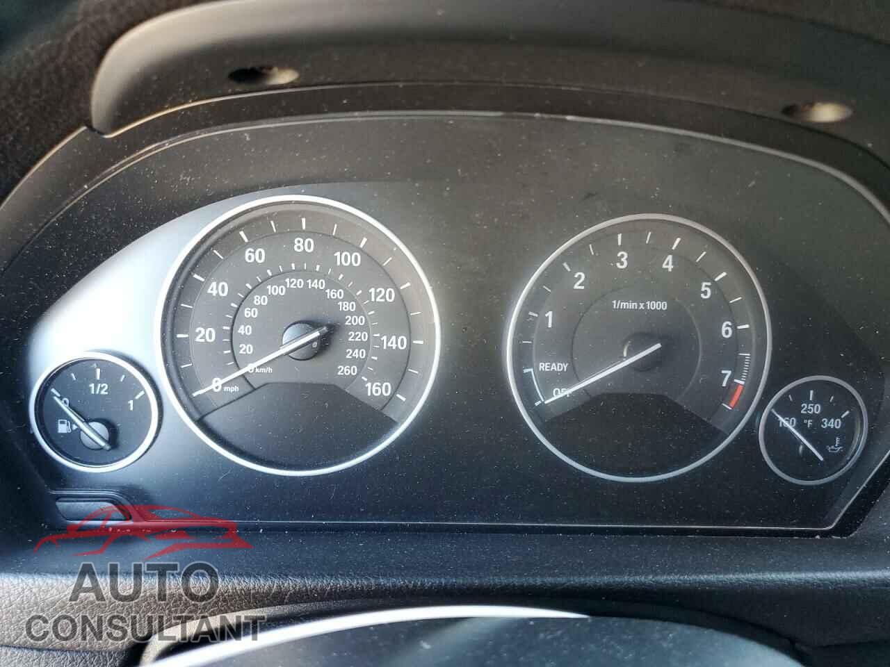 BMW 3 SERIES 2016 - WBA8A9C52GK618024