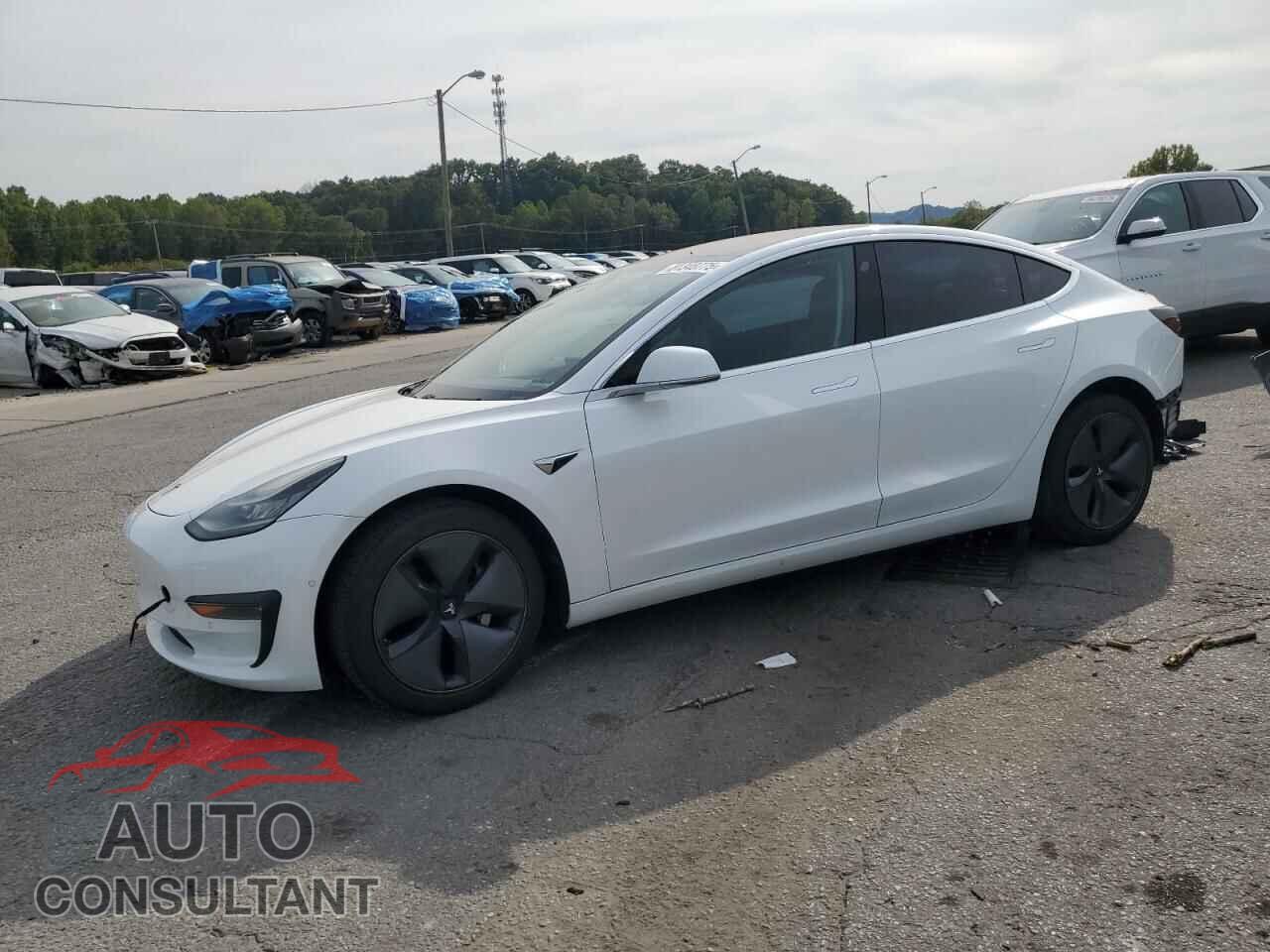 TESLA MODEL 3 2018 - 5YJ3E1EA5JF035318