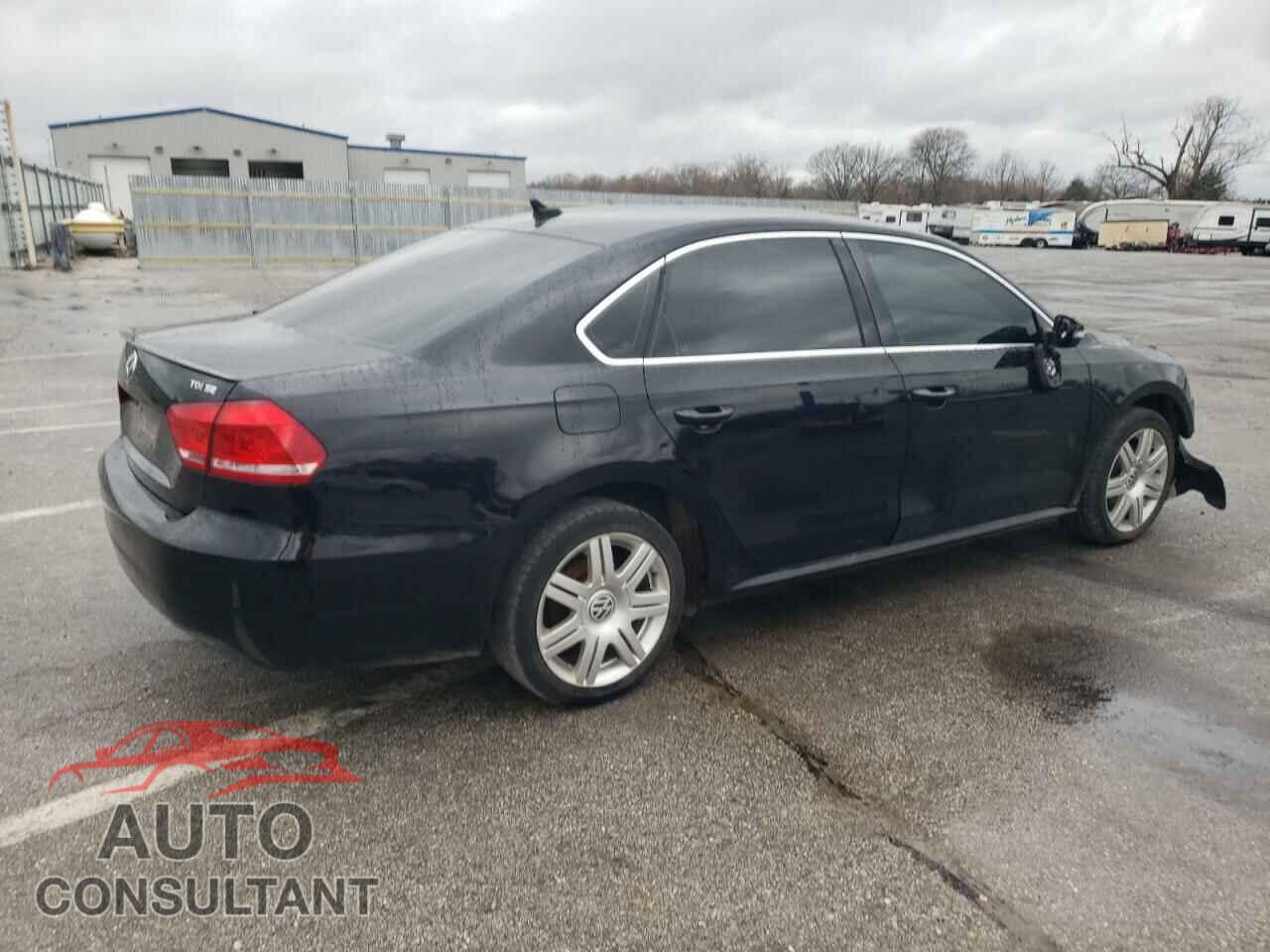 VOLKSWAGEN PASSAT 2013 - 1VWBN7A32DC069754