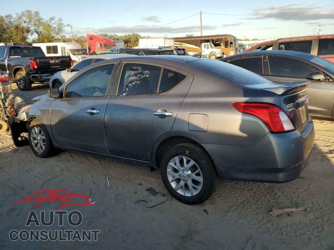 NISSAN VERSA 2018 - 3N1CN7AP2JL870164