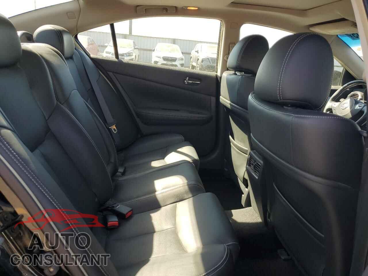NISSAN MAXIMA 2011 - 1N4AA5AP8BC805147