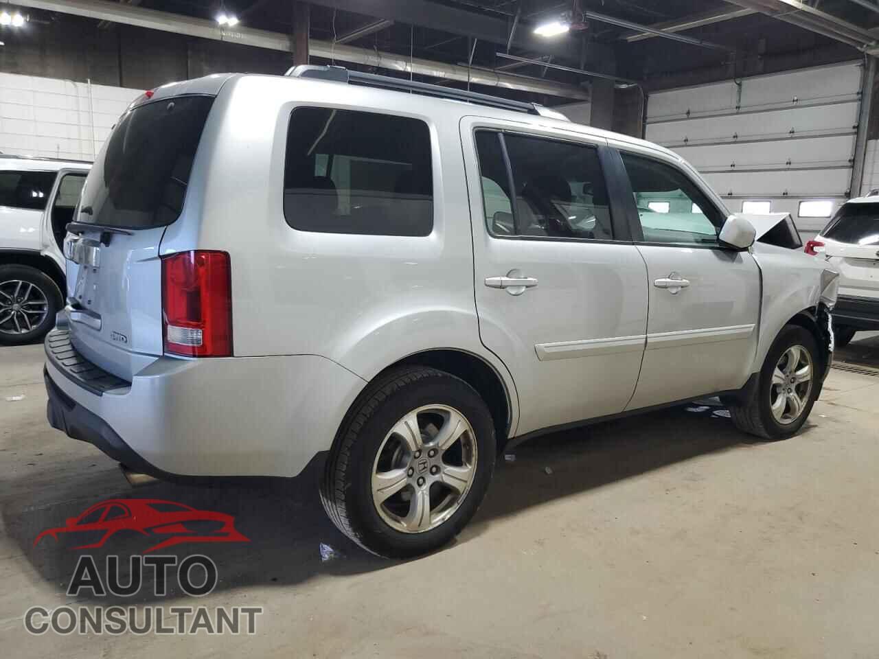 HONDA PILOT 2013 - 5FNYF4H5XDB016593