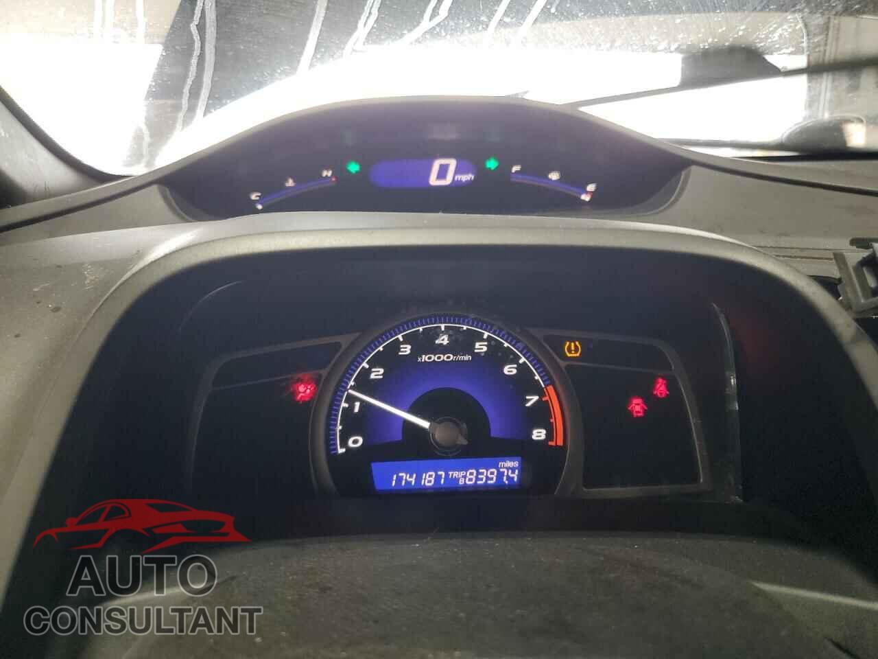 HONDA CIVIC 2011 - 19XFA1E58BE002686