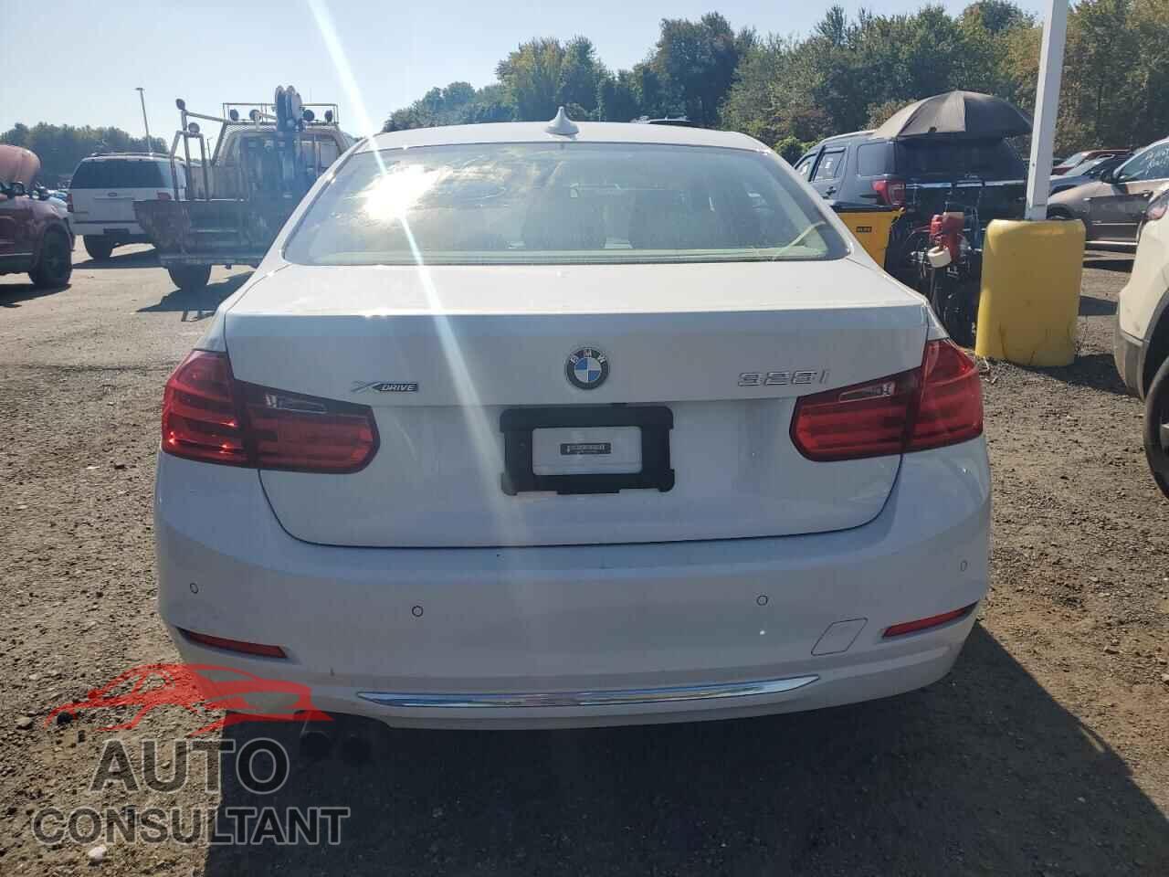 BMW 3 SERIES 2015 - WBA3B5C5XFF959601