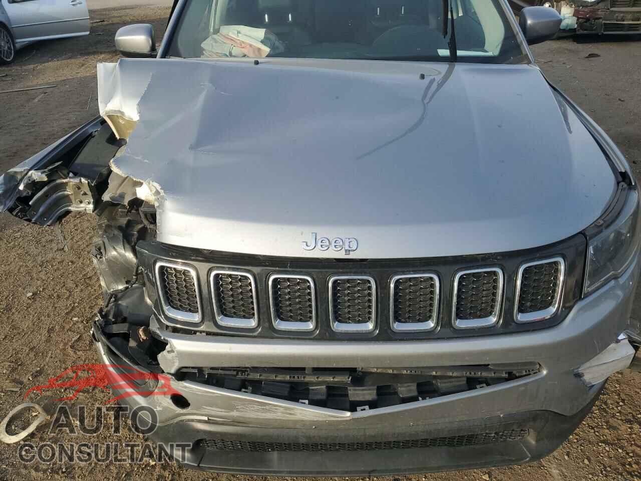 JEEP COMPASS 2018 - 3C4NJDBB5JT154555