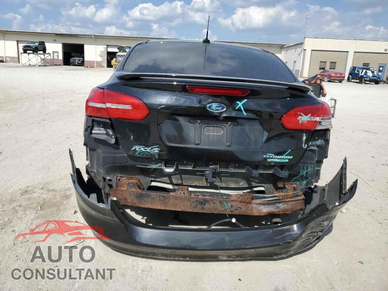 FORD FOCUS 2015 - 1FADP3J20FL260717