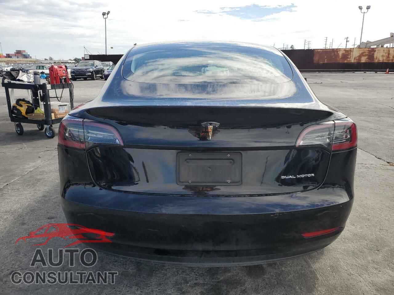 TESLA MODEL 3 2022 - 5YJ3E1EB5NF298942
