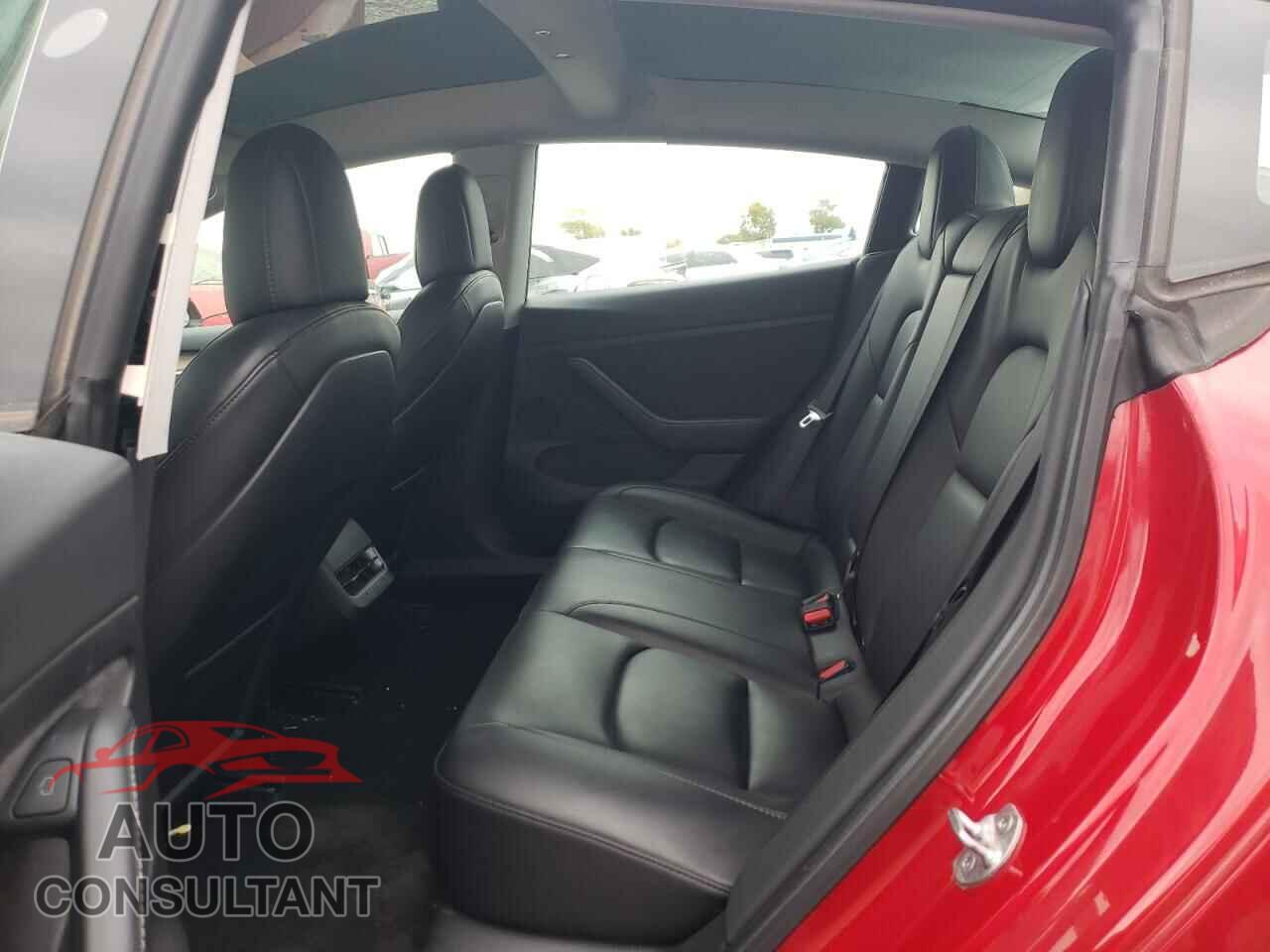 TESLA MODEL 3 2021 - 5YJ3E1EA0MF016101