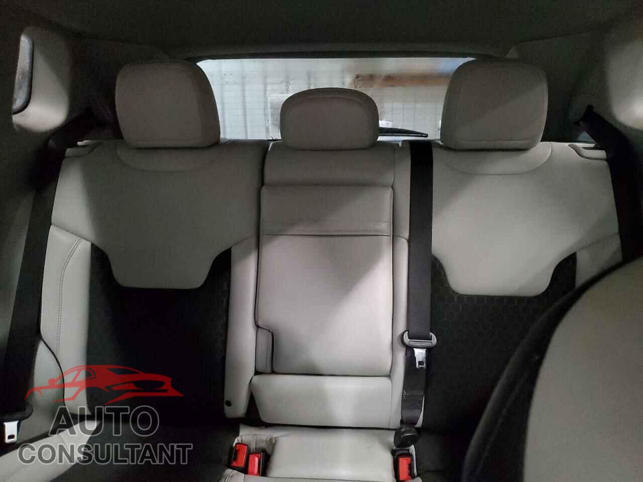 JEEP COMPASS 2019 - 3C4NJDBB2KT841204