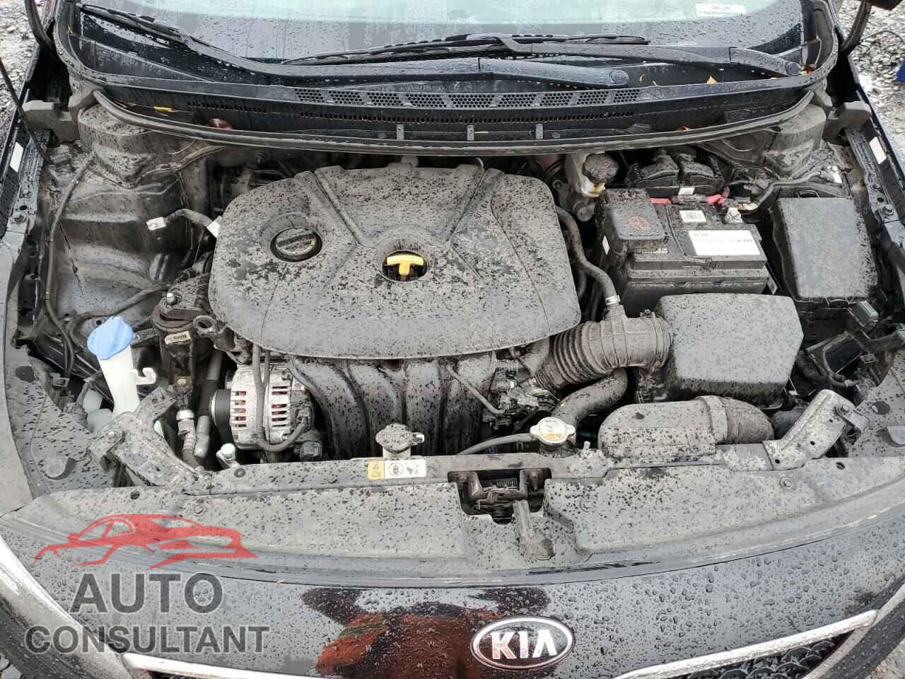 KIA FORTE 2017 - 3KPFL4A71HE090153