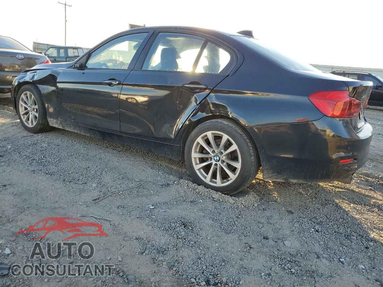 BMW 3 SERIES 2017 - WBA8E5G33HNU45569