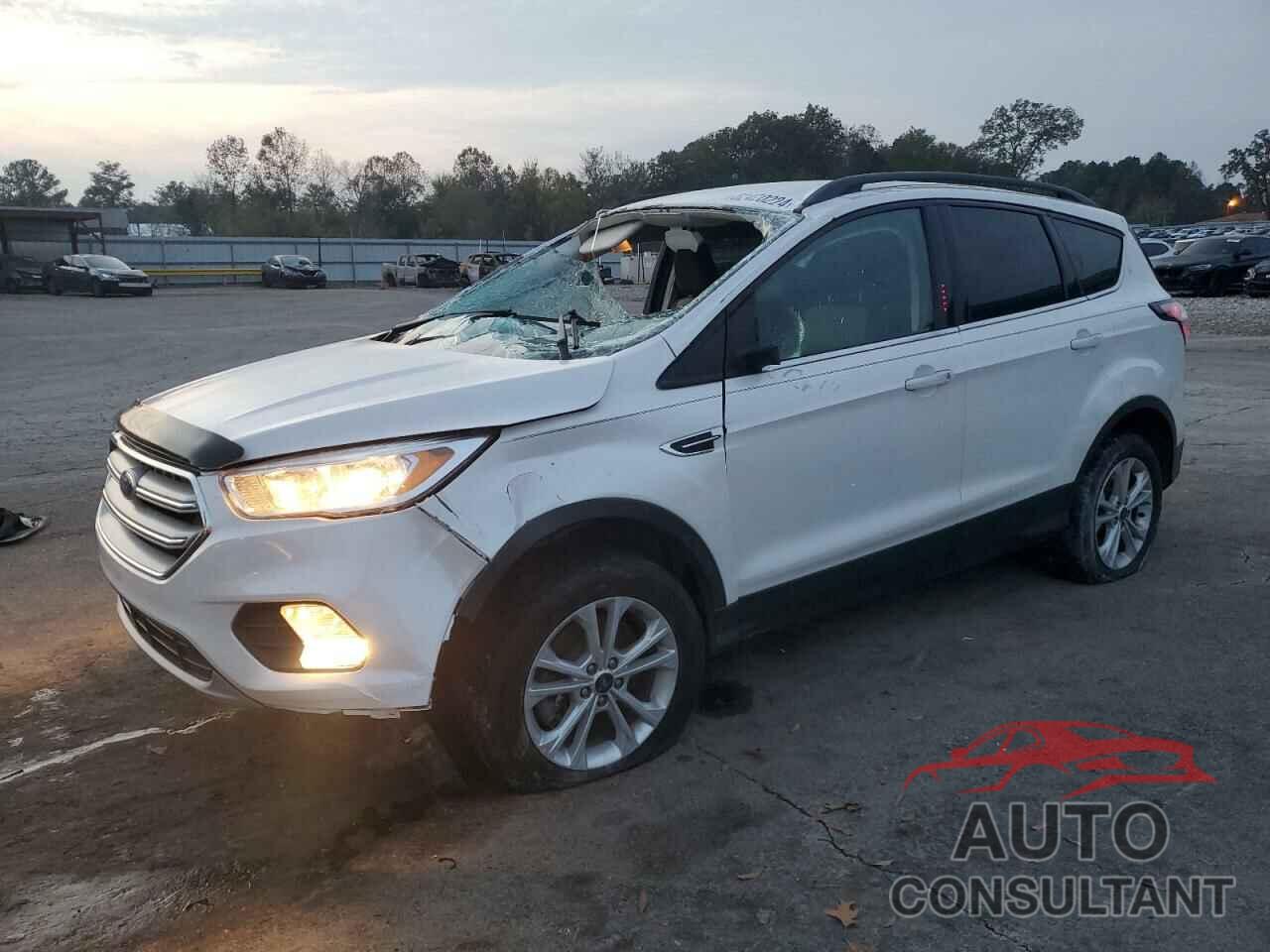 FORD ESCAPE 2018 - 1FMCU9GD0JUB37010