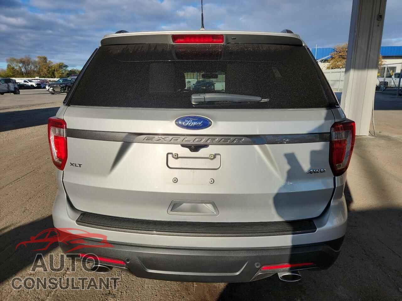 FORD EXPLORER 2018 - 1FM5K8D88JGC40402