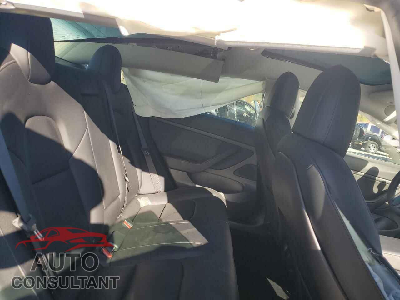 TESLA MODEL 3 2020 - 5YJ3E1EA3LF658200
