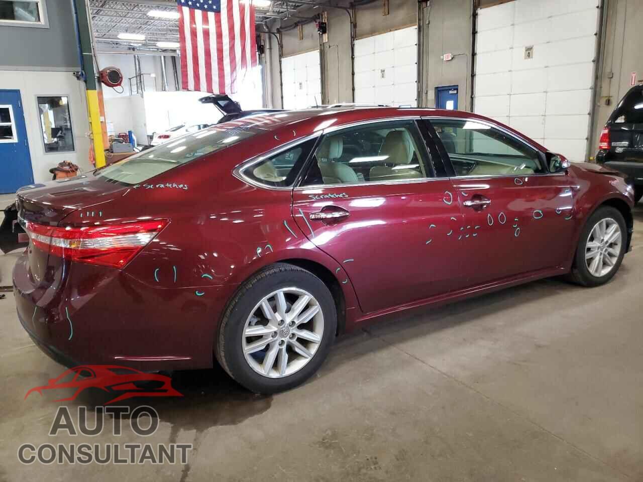 TOYOTA AVALON 2013 - 4T1BK1EB0DU040902